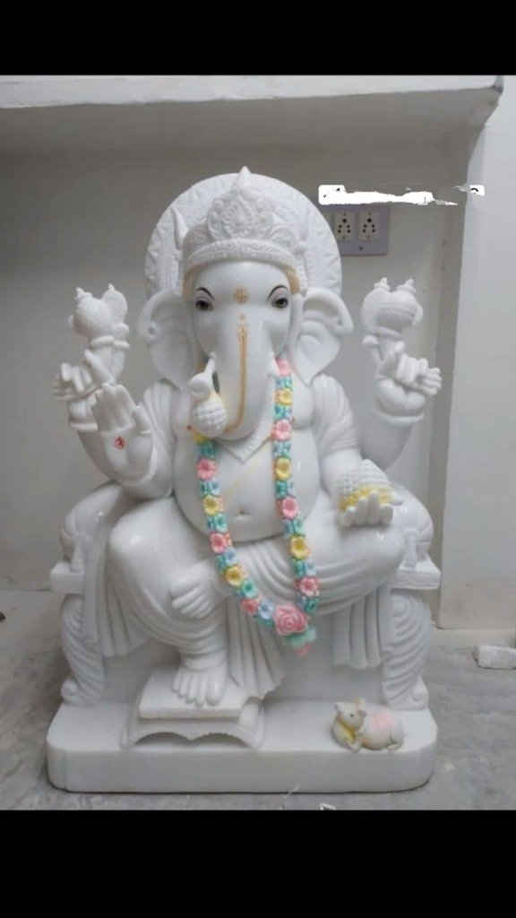 Lord Ganesha Statue (Style 3)